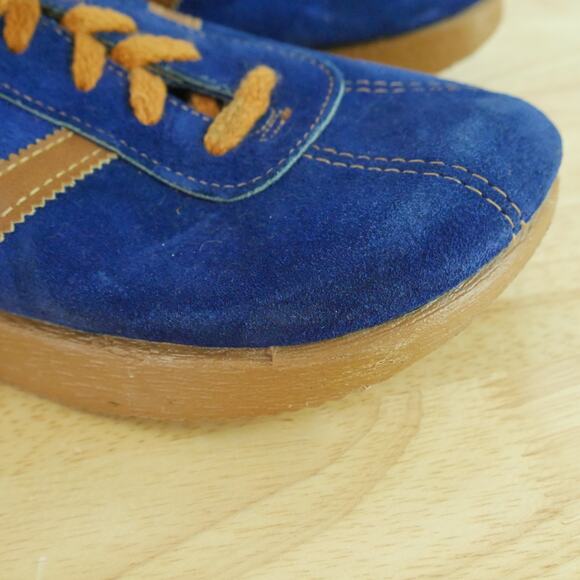 Vintage 70s Suede Sneakers Blue Stripe Retro Platform Athletic Costume 8 8.5 - Picture 2 of 15